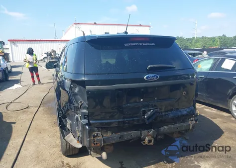 2015 Ford Police Interceptor Police Interceptor из США, поврежденный, VIN 1FM5K8AR4FGA72746